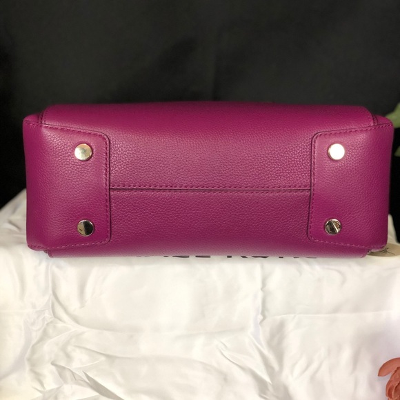 MICHAEL KORS💥NWT~SOLD OUT💥Garnet Belted Medium Satchel - Picture 6 of 8